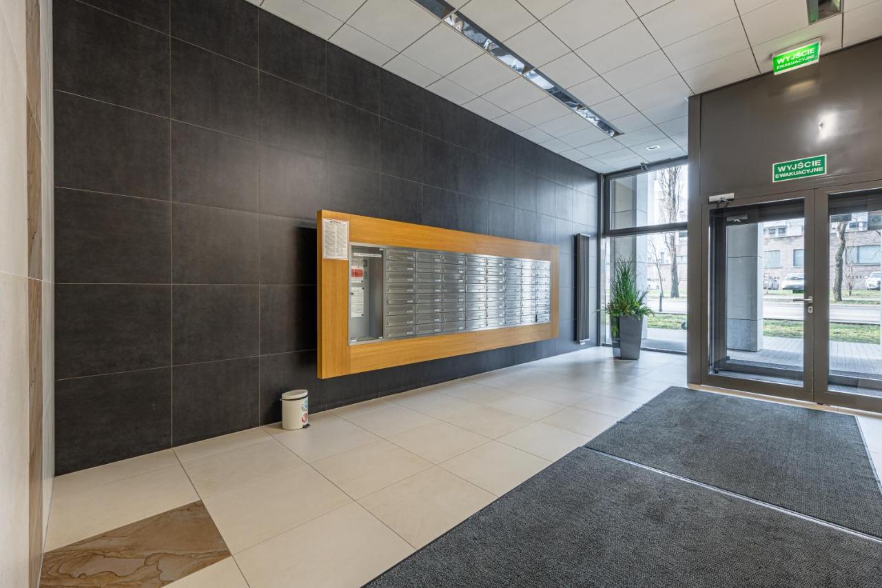 Spacious Studio Ac View Pokorna 2 Parking Varsó Kültér fotó